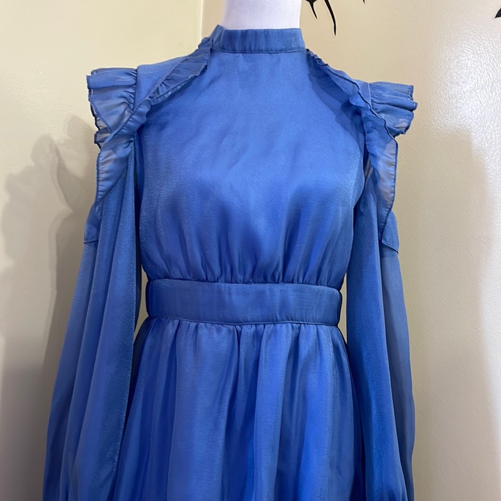 Long sleeves dress